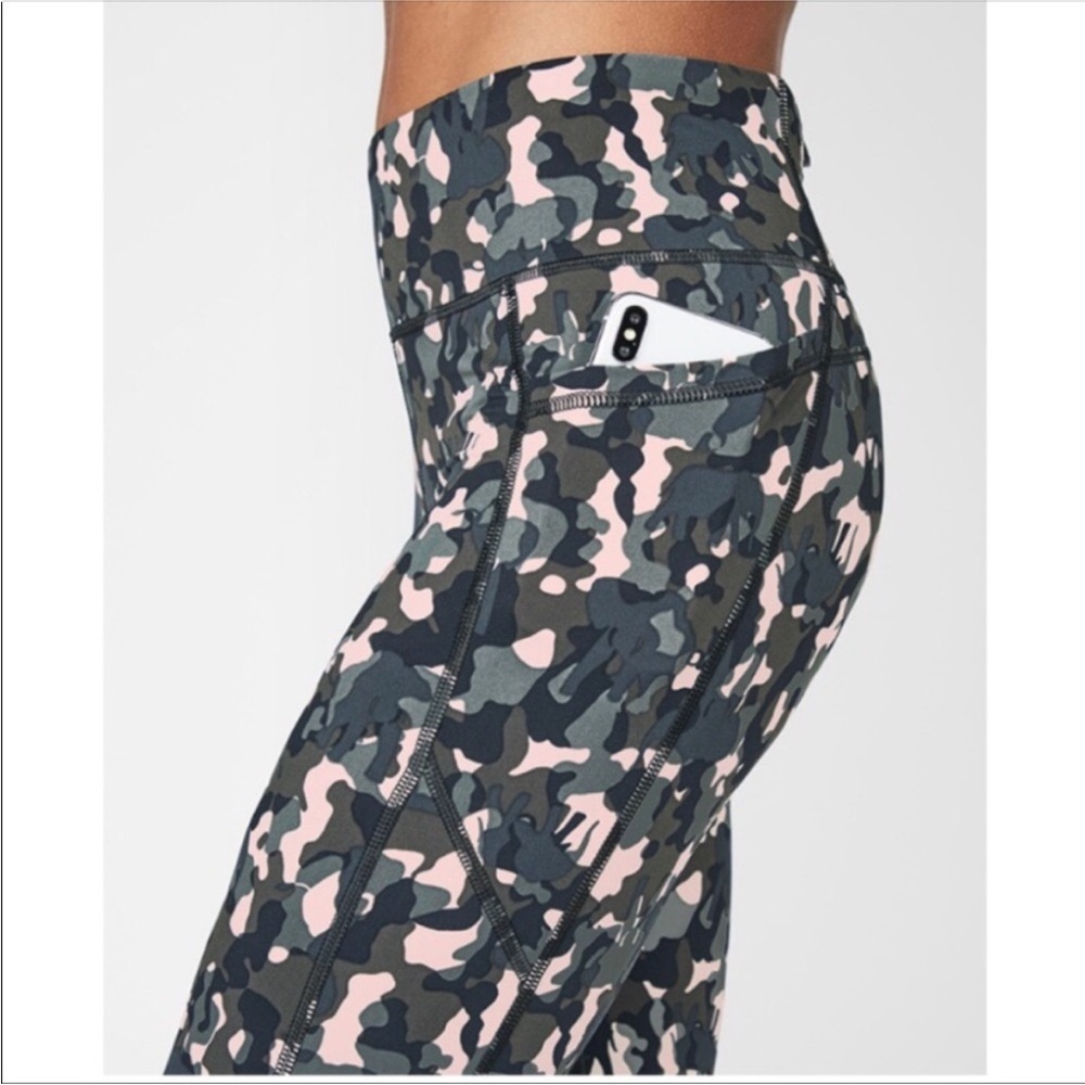 Zero gravity leggings